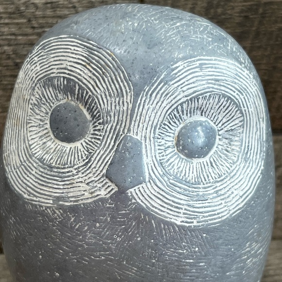 Islay Grimes Cast Stone Owl Art Sculpture MCM Gray White Mid Century Artist 3.5” - Picture 6 of 7